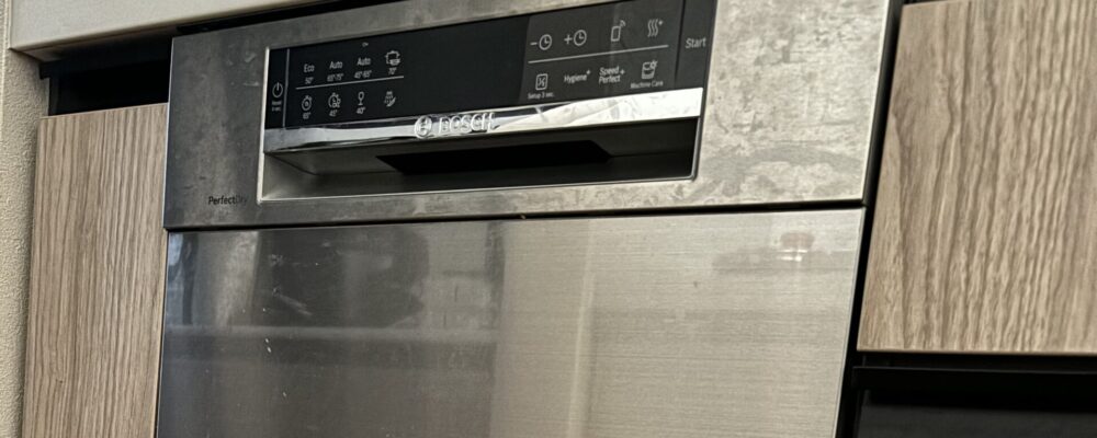 【新設キッチン・幅45cmモデル】E様(3人家族)